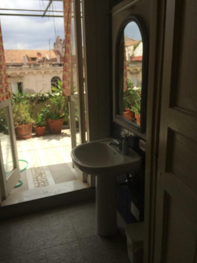 B&B Stella 10 Nápoly Kültér fotó